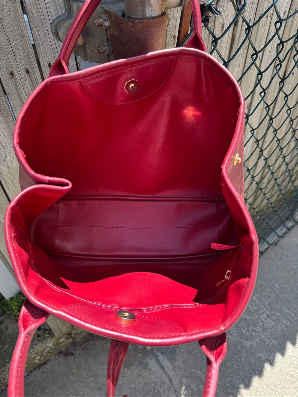 Longchamp Red Russo Leather Tote with Bamboo inspired Toggle closure - Picture 14 of 15
